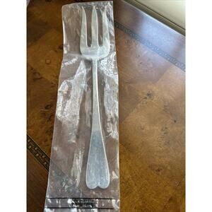 REED & BARTON Silver Plate Heart Shape Serving Fork Brand New